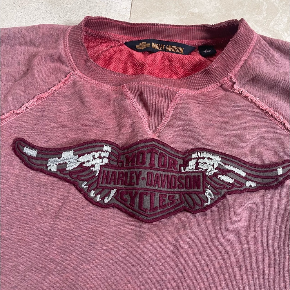 Women’s Maroon Ombre Long-Sleeve Graphic Top - Picture 2 of 4